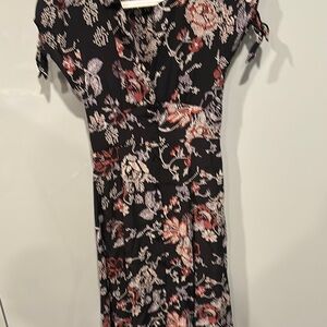 Urban Outfitters Pink and White V-Neck Maxi Sundress